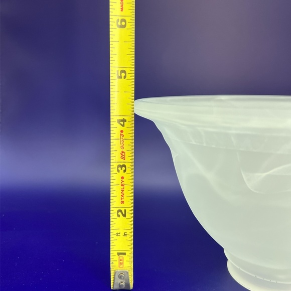 Single Faux Alabaster Bell Glass Shade - Picture 4 of 9